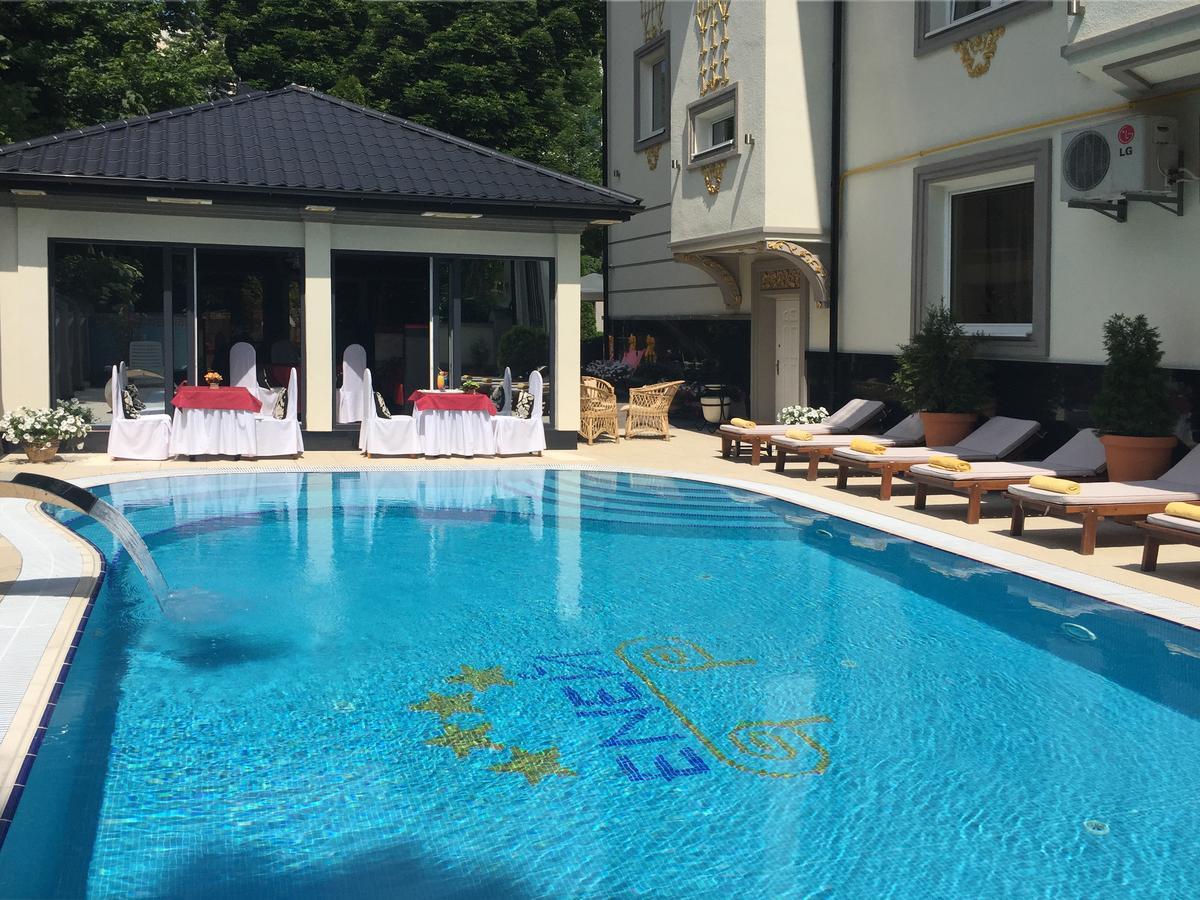 Economy Room In Hotel Eney Liov Exterior foto